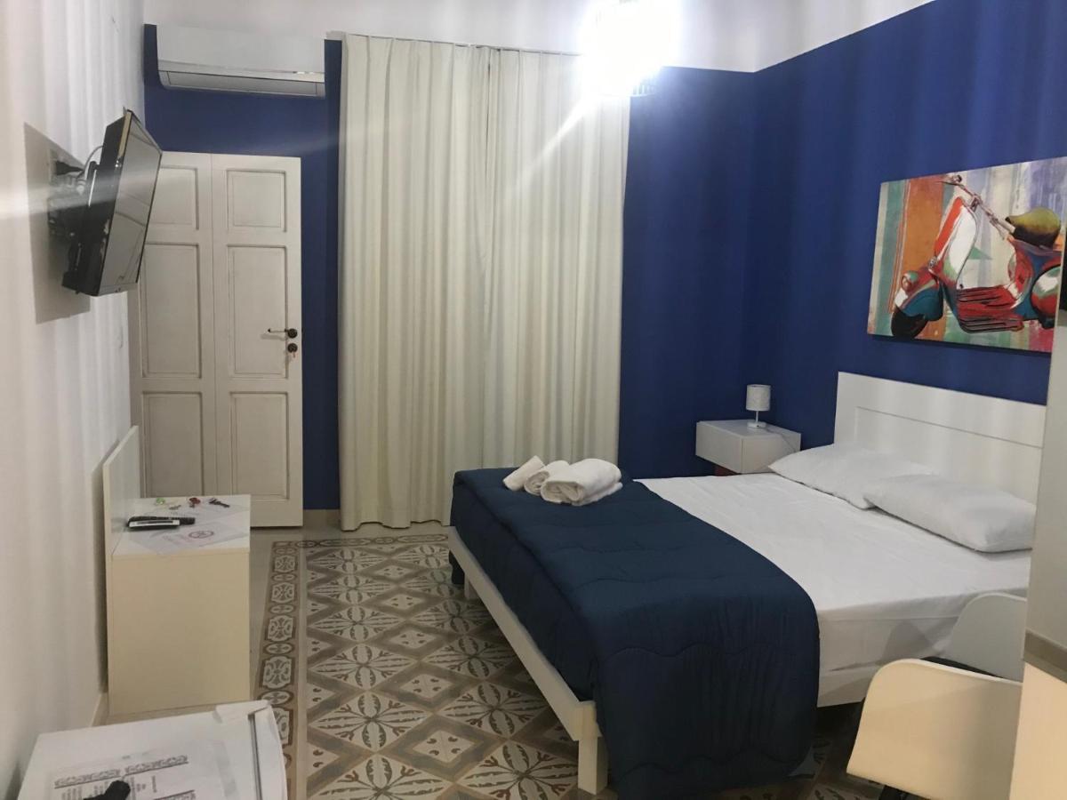 B&B Vittorio Emanuele Canicatti Bagian luar foto