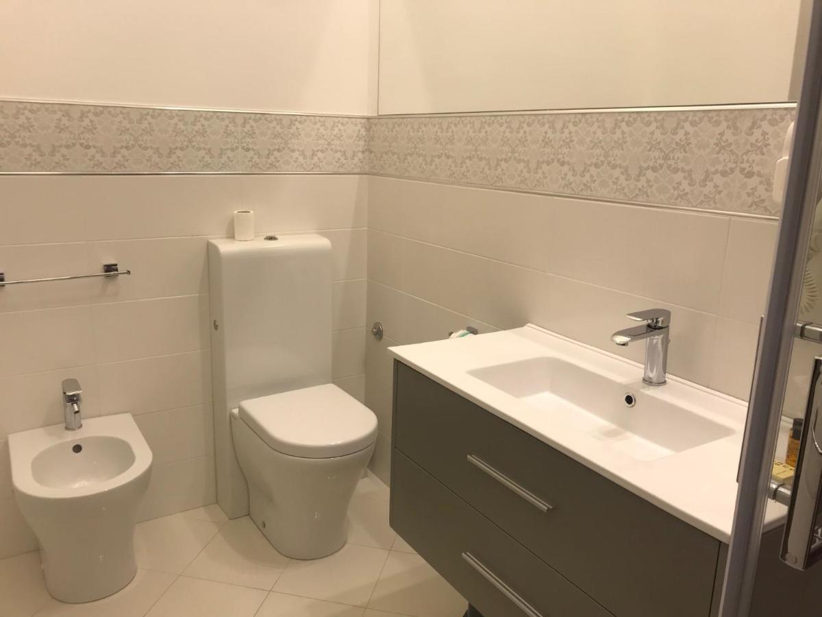 B&B Vittorio Emanuele Canicatti Bagian luar foto